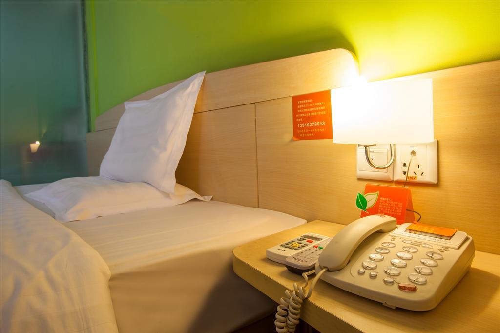 7Days Inn Qingdao Wusi Square Middle Xianggang Road Extérieur photo