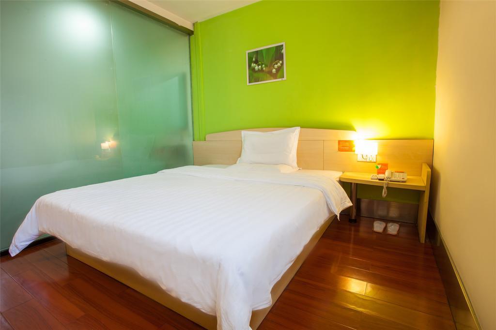 7Days Inn Qingdao Wusi Square Middle Xianggang Road Chambre photo